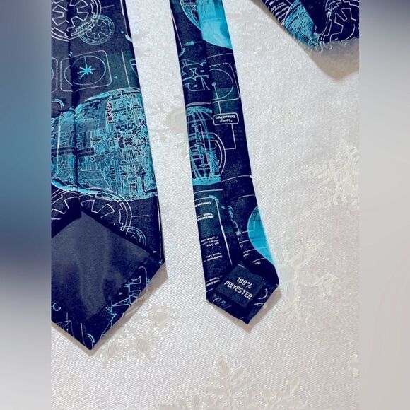 LFL Star Wars Neck Tie Gorgeous - Picture 6 of 6